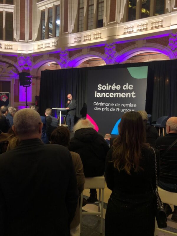 Théaomai-Lillarious-23