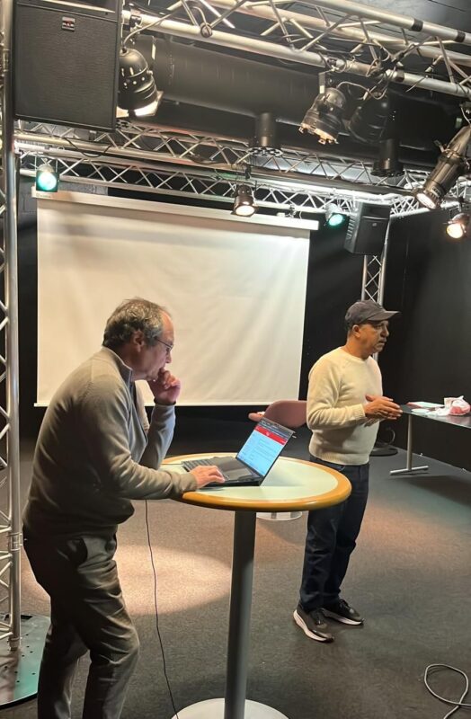 theaomai-pascal-legitimus